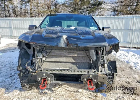 2022 Chevrolet Silverado K1500 Trail Boss Custom z USA, uszkodzony, nr VIN 3GCPDCED8NG662525